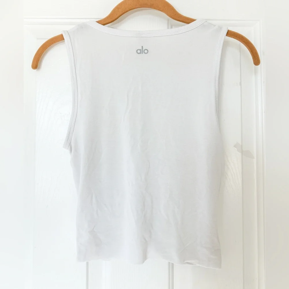 ALO Yoga stylish white